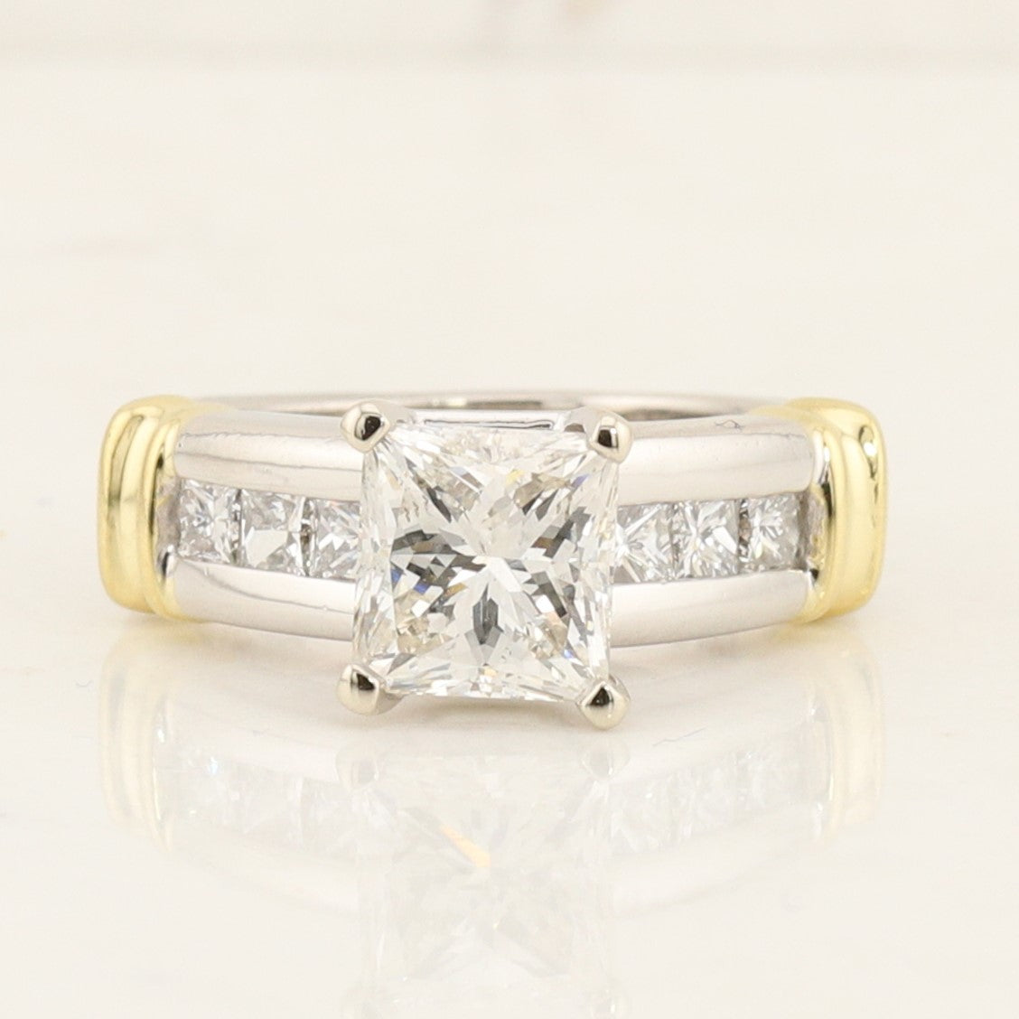 2 Tone Diamond Ring