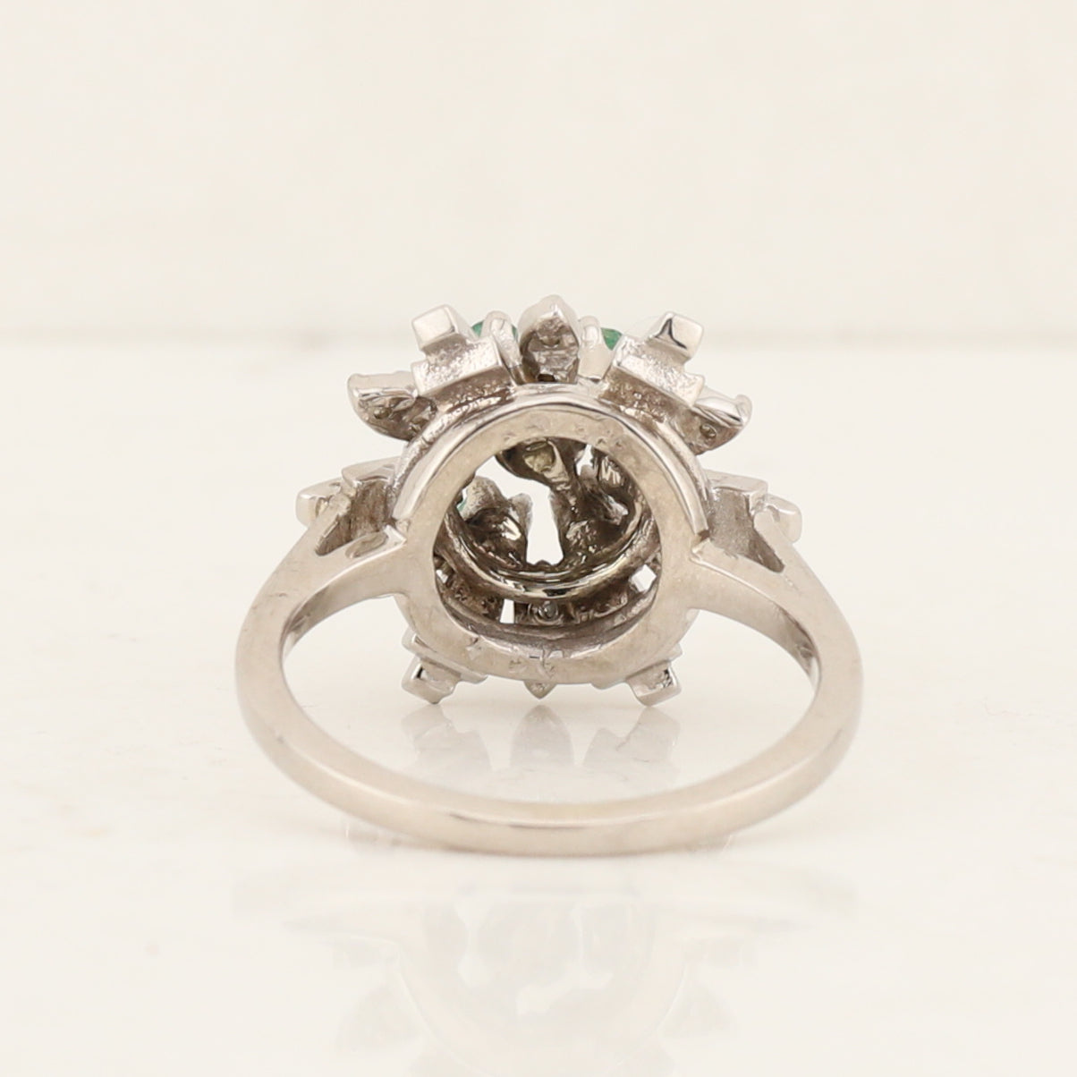 Diamond & Emerald Ring