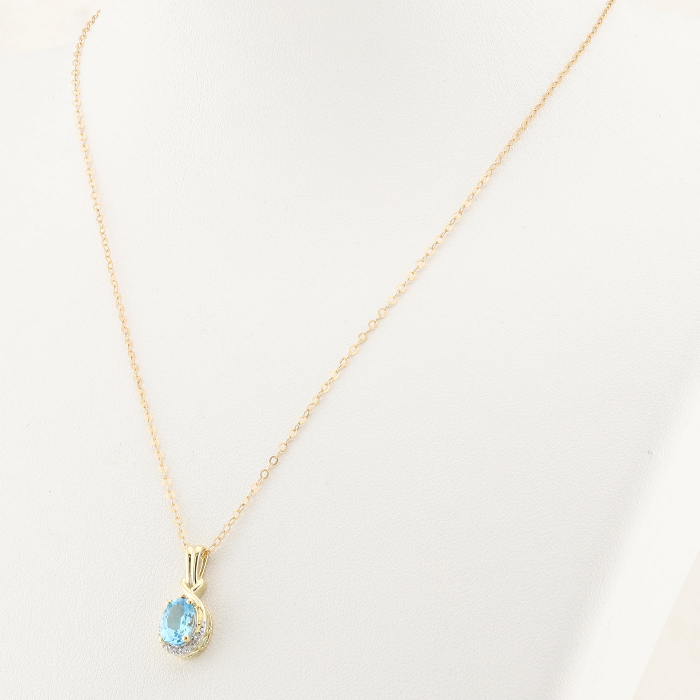Blue Topaz Pendant & Chain