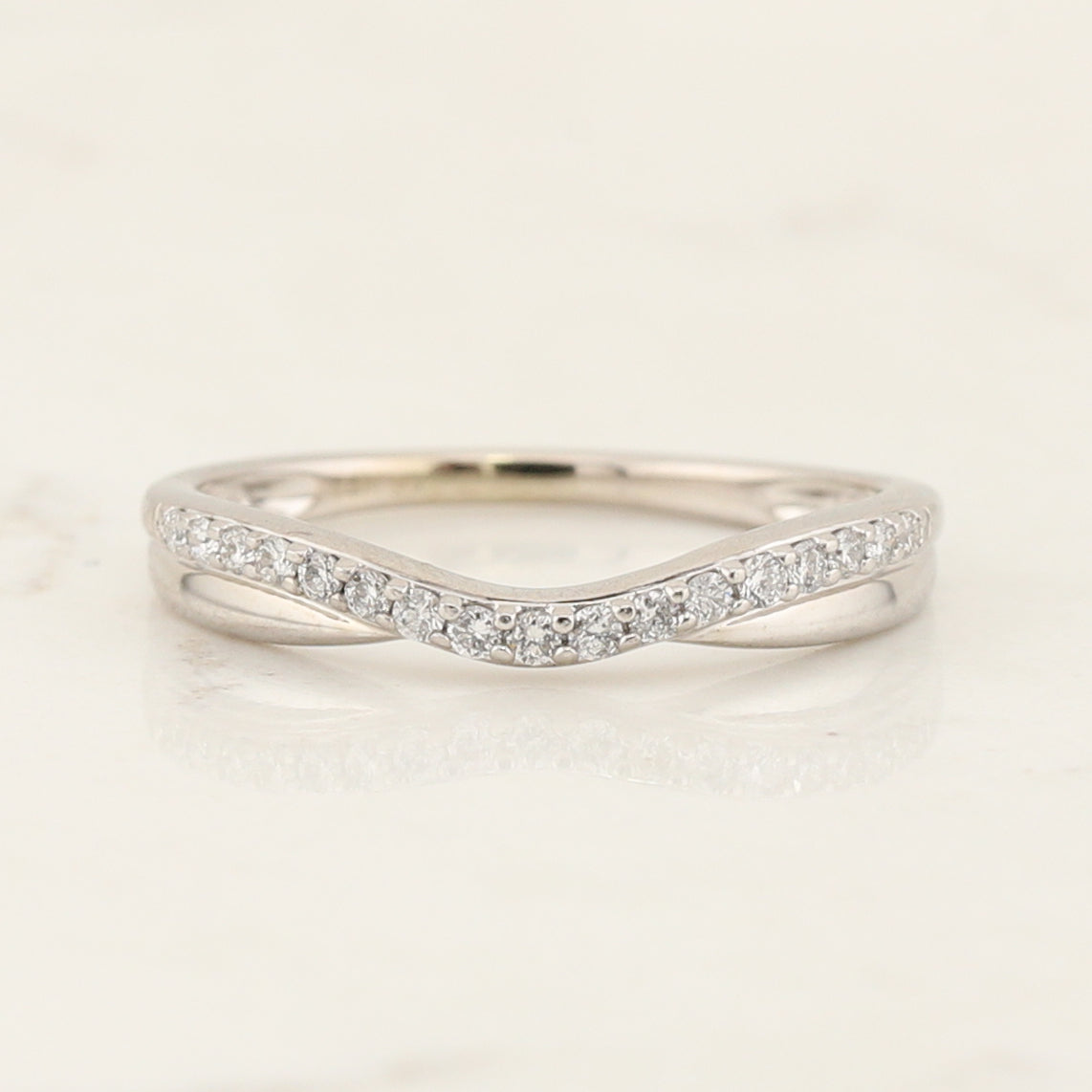 14kt w/g Fitted Wedding Band