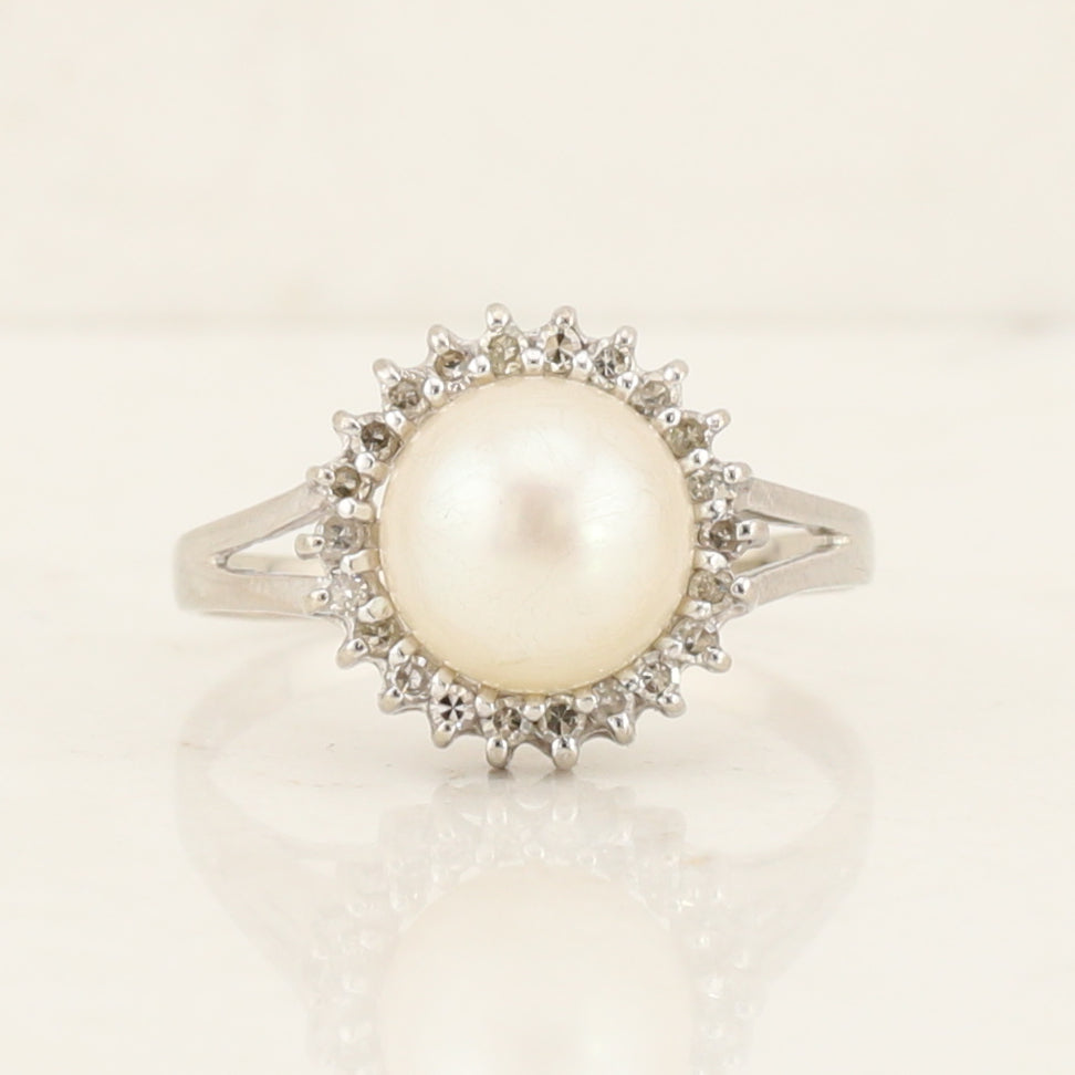 Pearl Cluster Ring