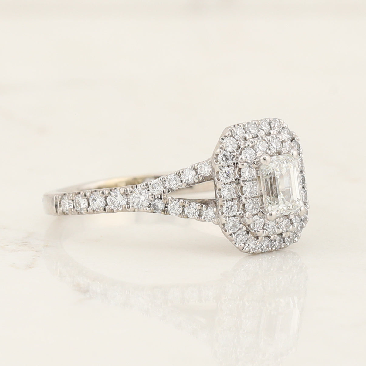 18kt W/g Engagement Ring