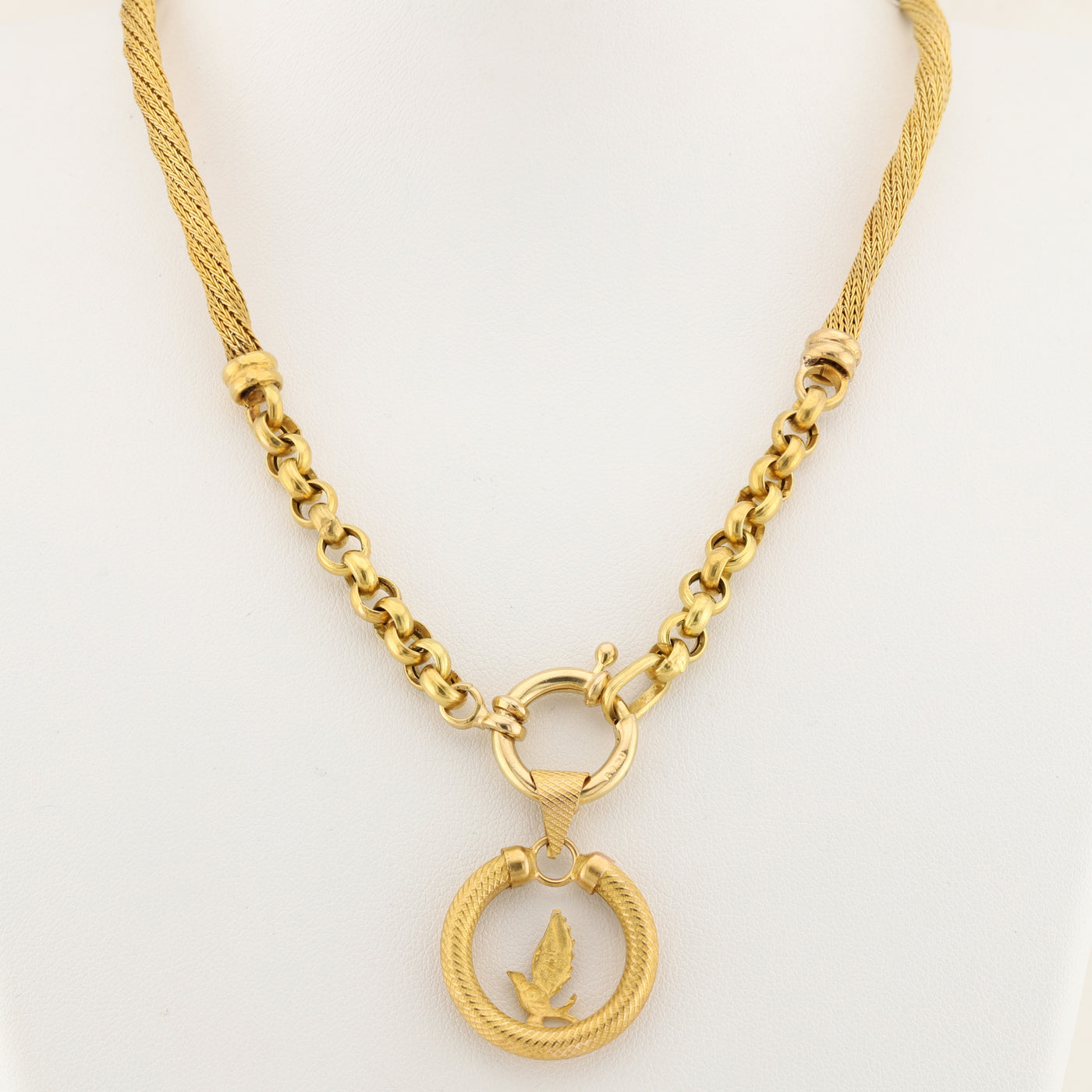 Unique 22kt Gold Necklace & Pendant