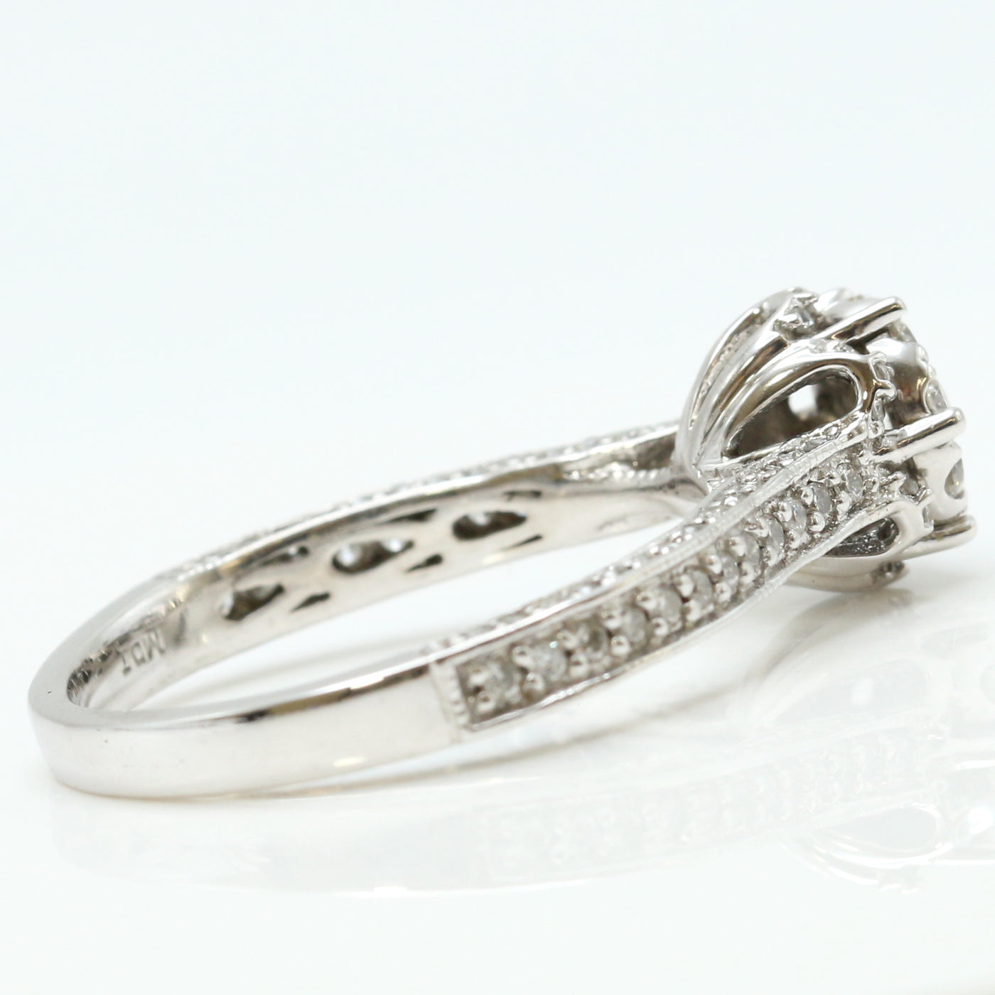 Diamond Halo Engagement Ring