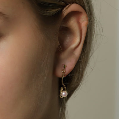 Pearl Drop Earrings