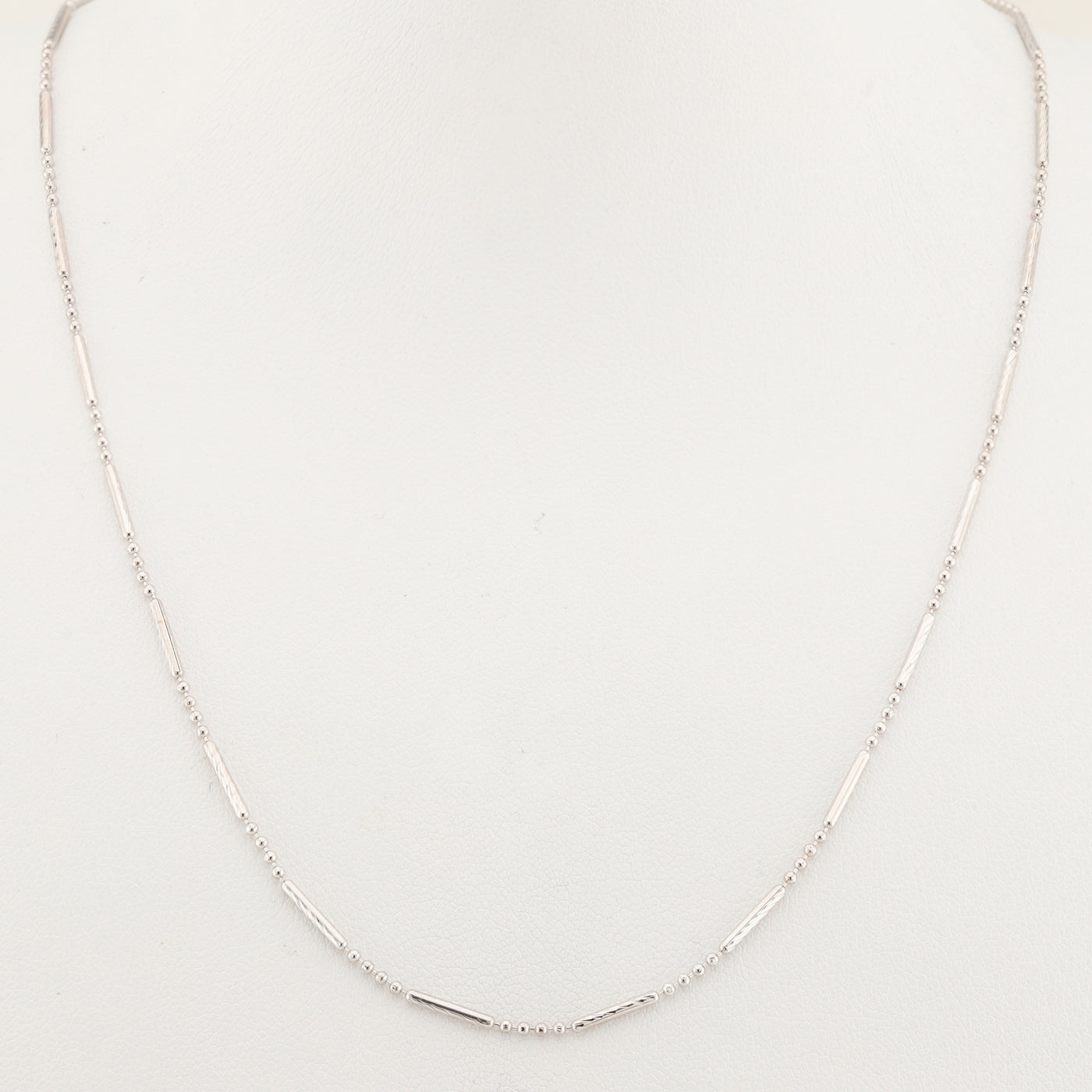 18kt White Gold Fancy Chain