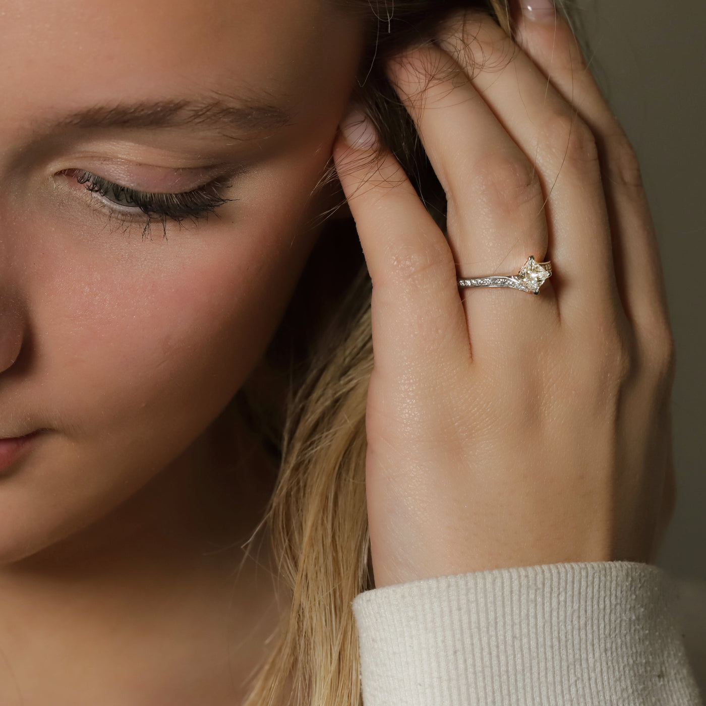 Maple Leaf Diamond Ring
