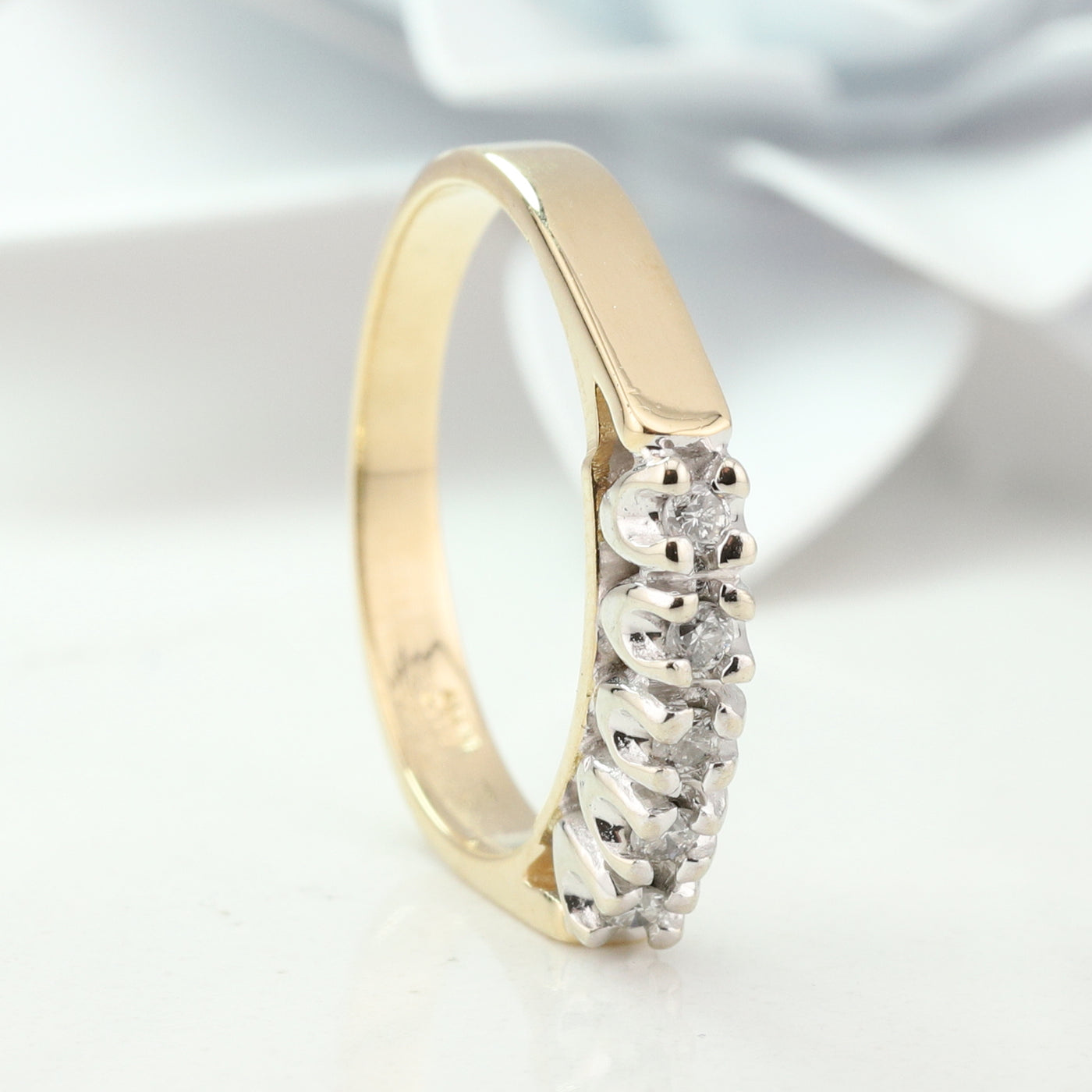 5 Diamond Ring