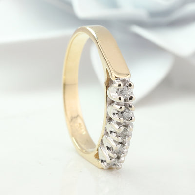 5 Diamond Ring