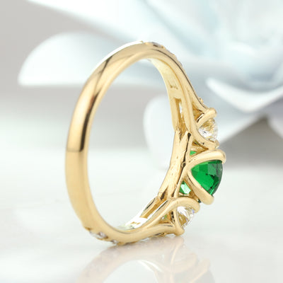 Tsavorite and Diamond Ring
