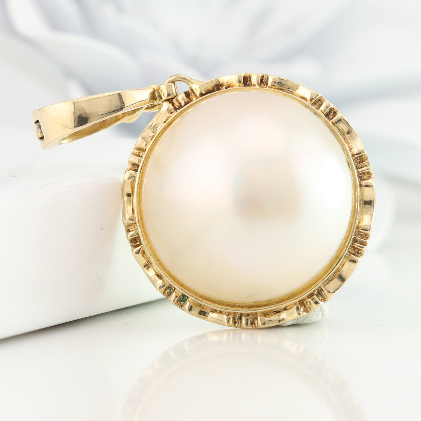 Mabe Pearl Pendant