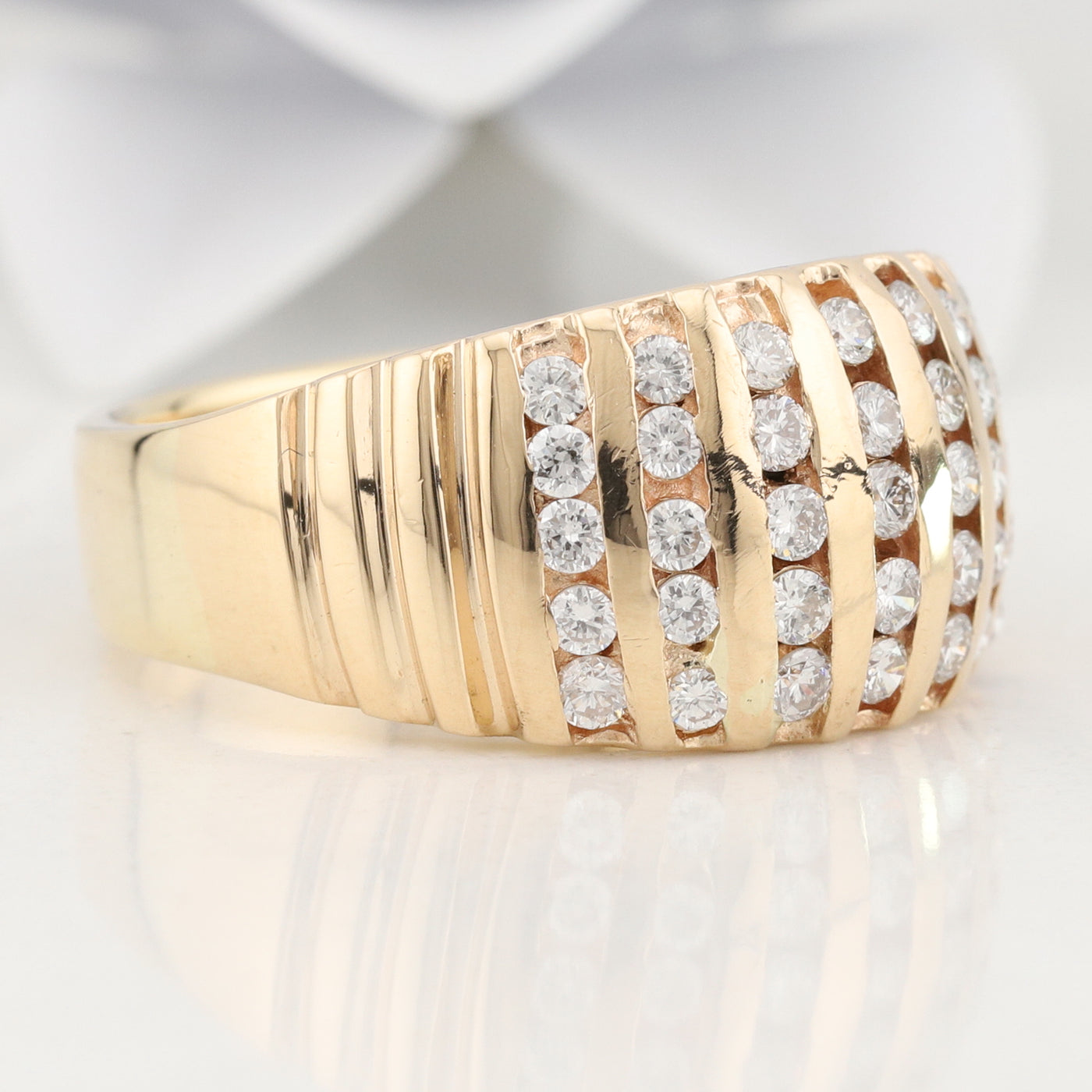 Diamond Channel Band