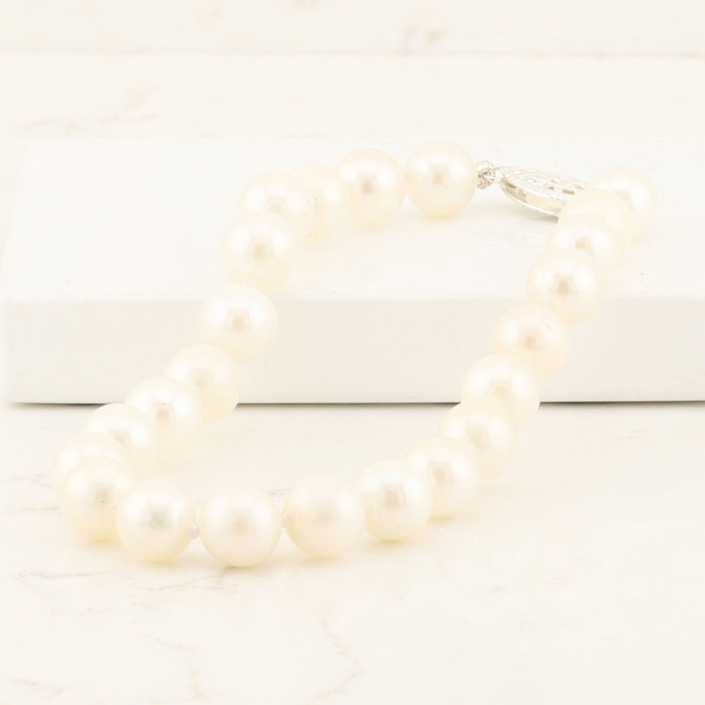 Pearl Bracelet with Silver Clasp