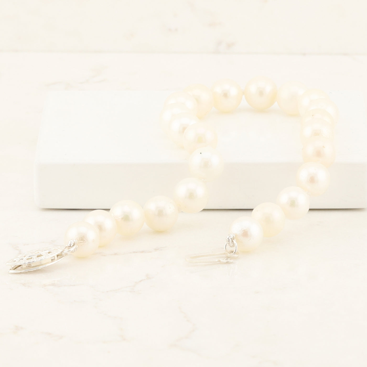 Pearl Bracelet with Silver Clasp