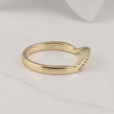 Yellow Gold Diamond Fitted Band