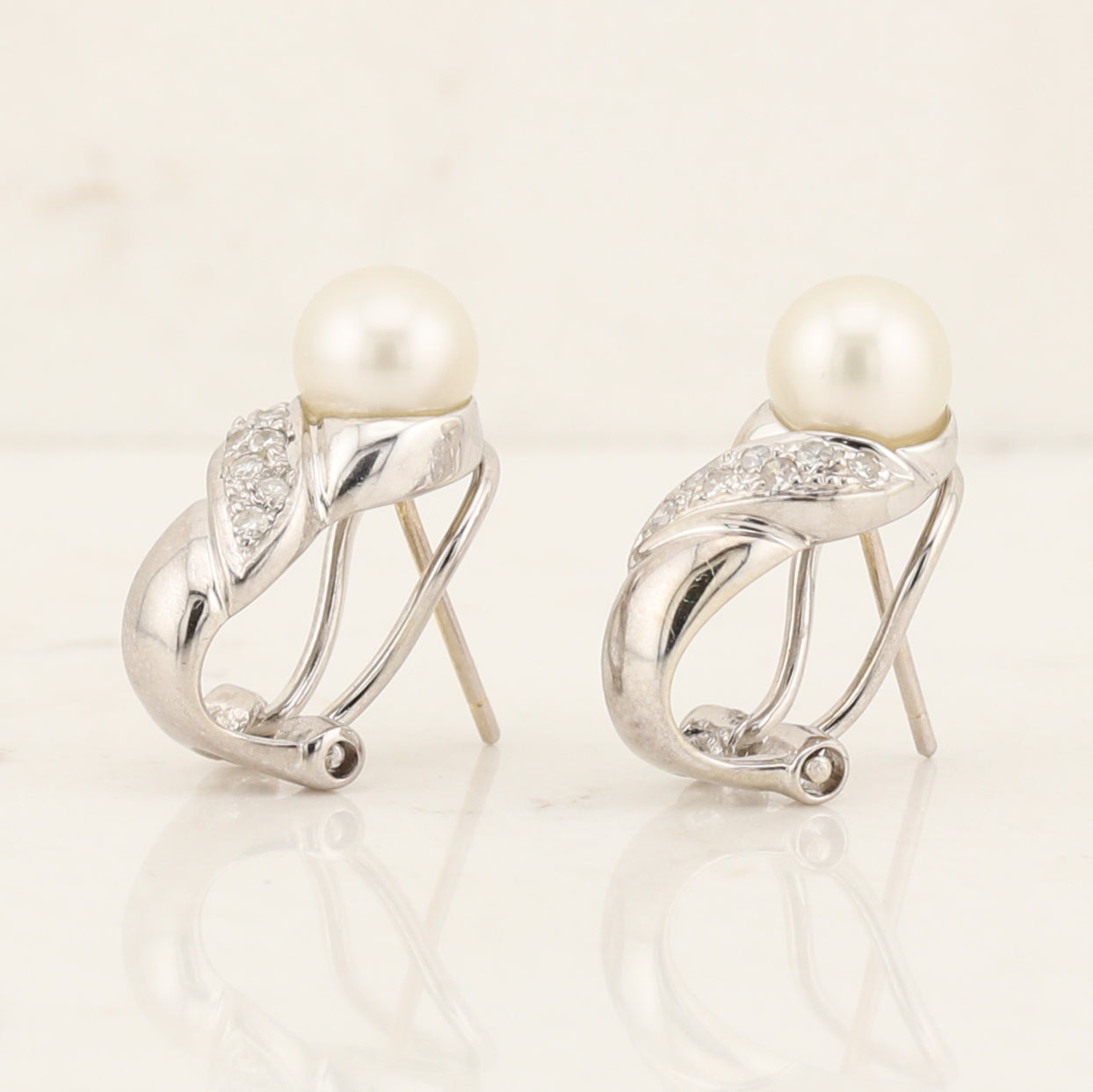 White Gold & Pearl Earrings