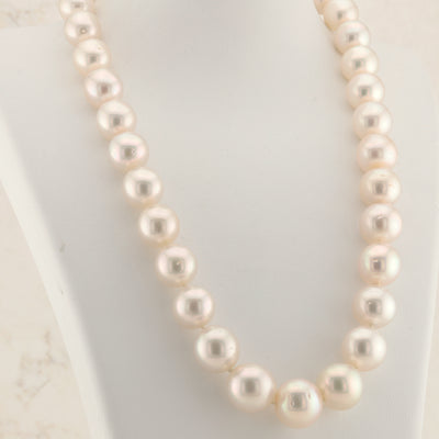 Large Pearl Stand