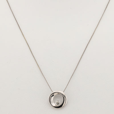 White Gold Circle Pendant