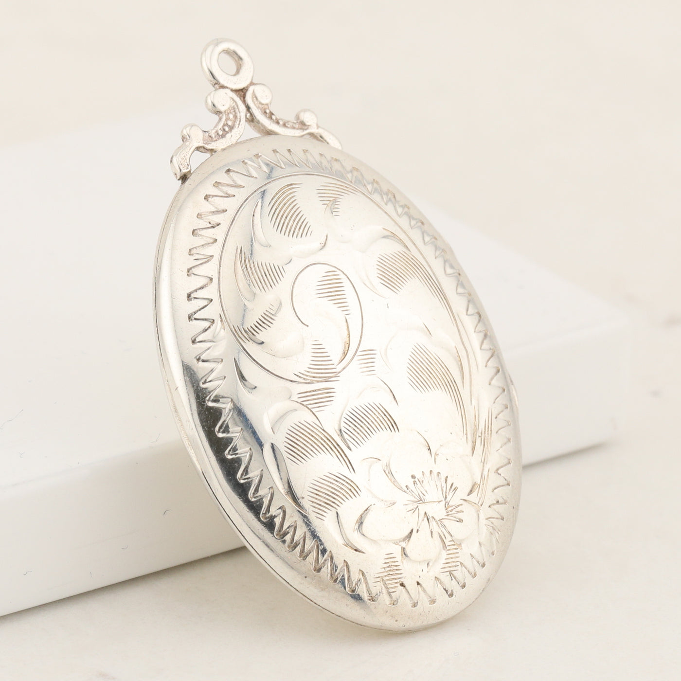 Silver Oval Locket