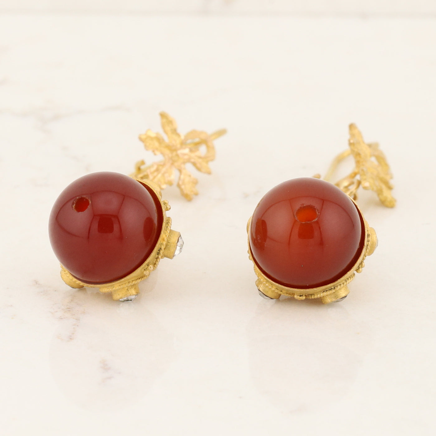 Leaf Motif Drop Acorn Earrings