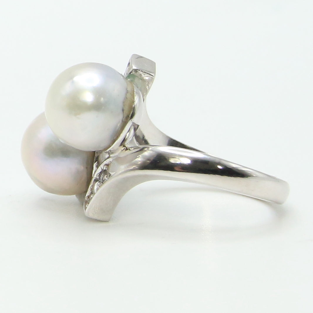 Double Pearl Ring