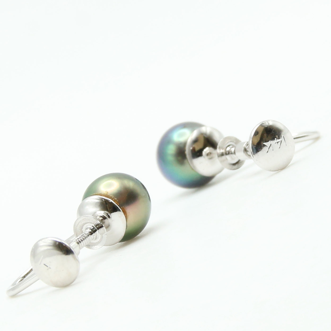 Black Pearl Screw Back Earrings
